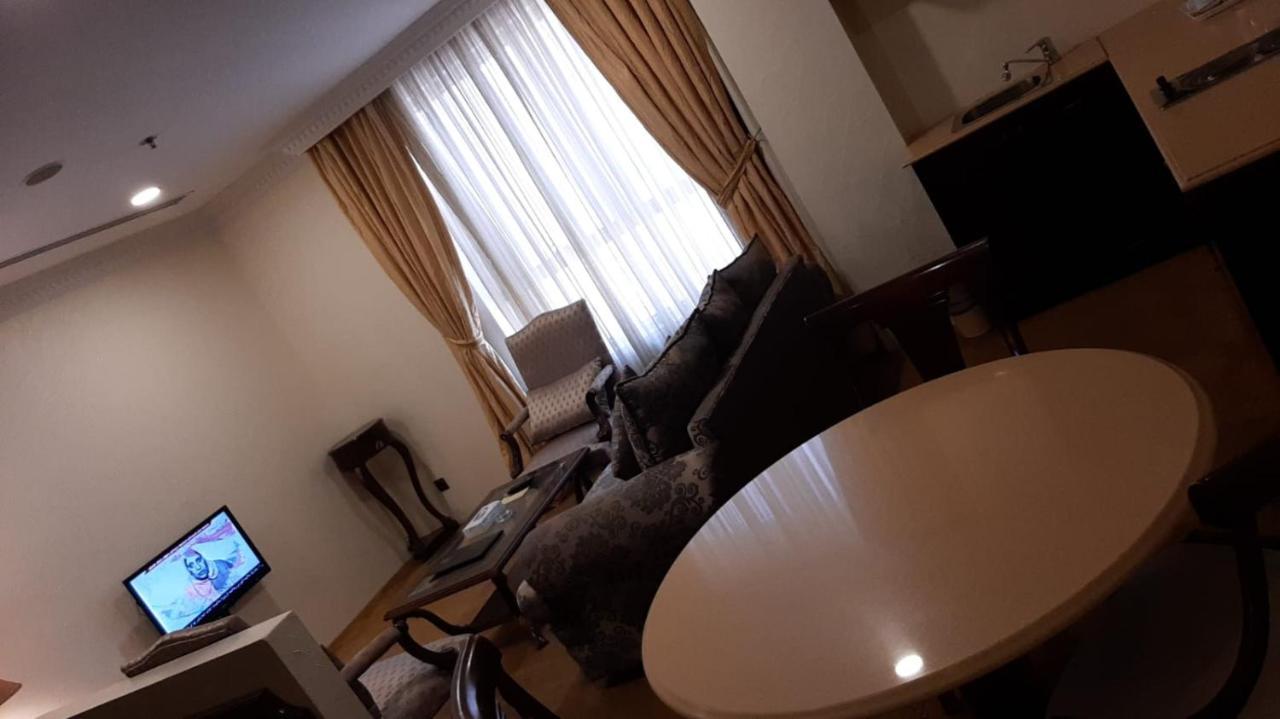 אל חובר Rooz Park Hotel מראה חיצוני תמונה