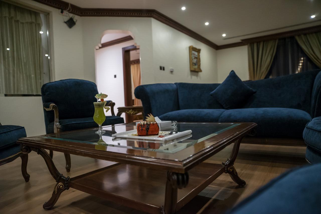 אל חובר Rooz Park Hotel מראה חיצוני תמונה